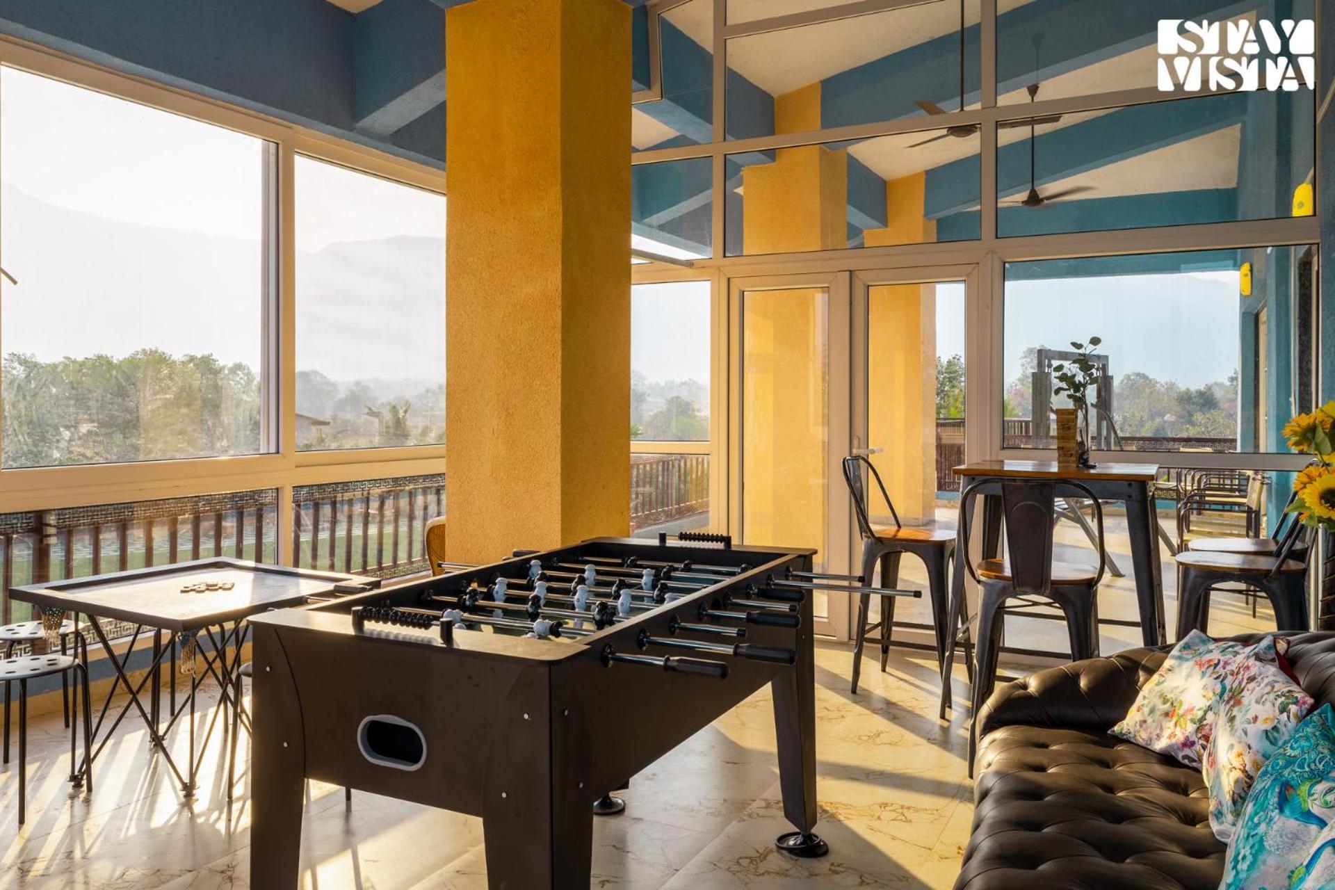 Stayvista'S Hillside Meadows - Mountainside Retreat With Farm View, Pool & Deck, Lawn & Gazebo Chinchavli Exteriér fotografie